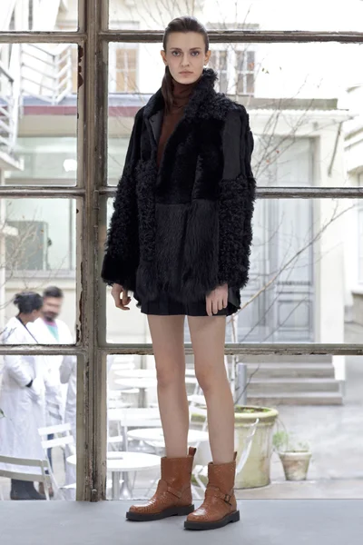 Look 8